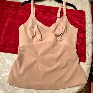 EUC Honeylove LiftWear Smoothing Cami Tank Top in Sand Beige Nude Size XL